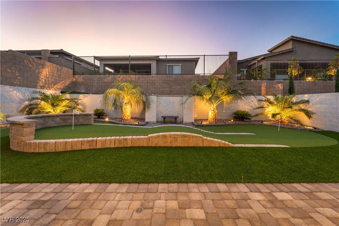 12438 Heritage Bend Drive