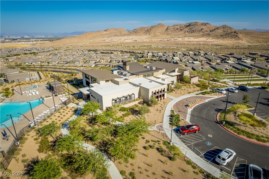 12438 Heritage Bend Drive