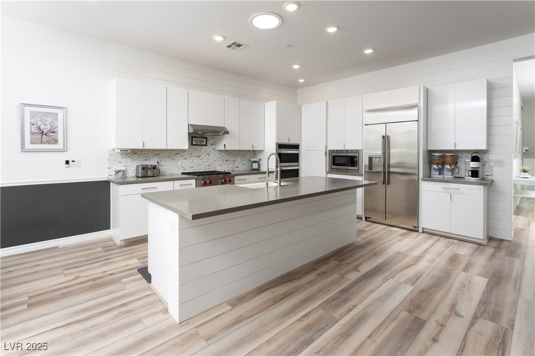12438 Heritage Bend Drive