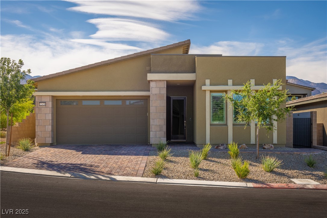 12438 Heritage Bend Drive