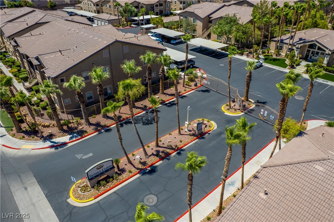 8985 South Durango Drive 2052