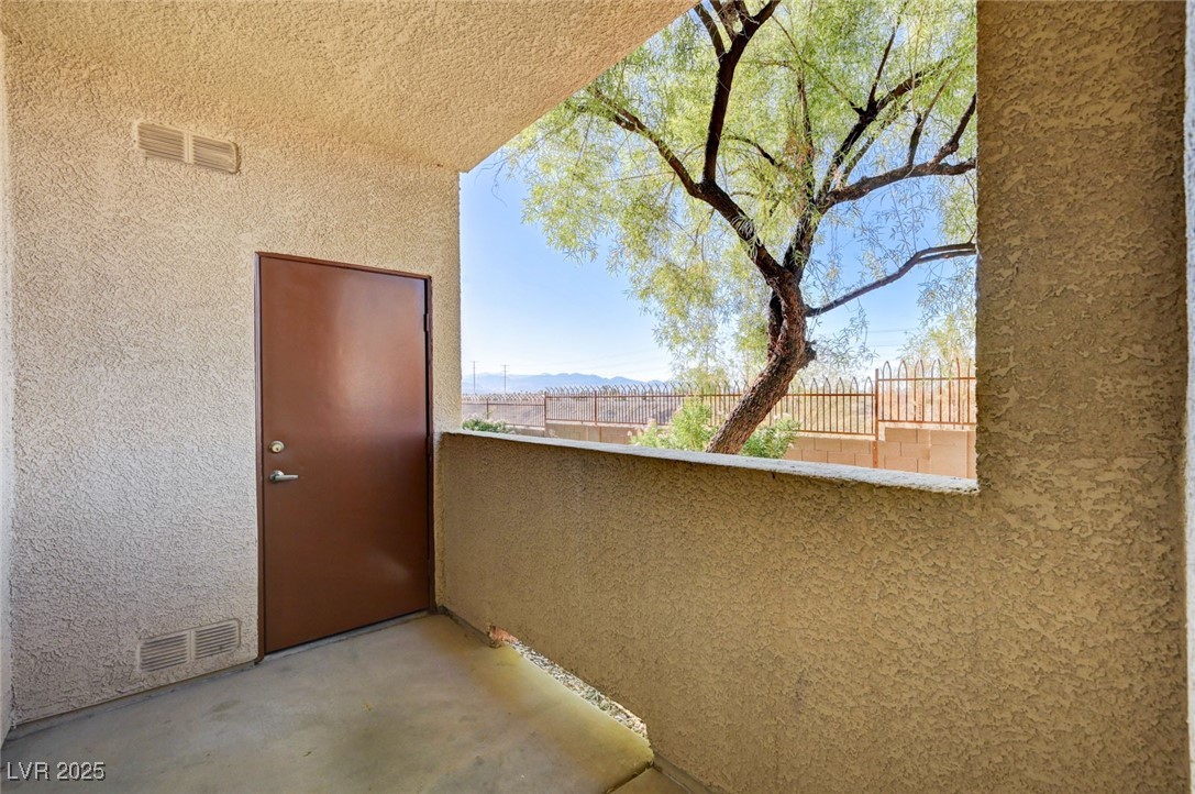 1050 East Cactus Avenue 1035