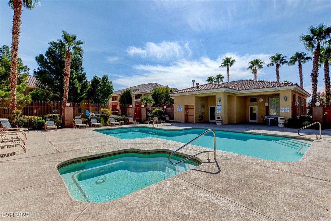 1050 East Cactus Avenue 1035