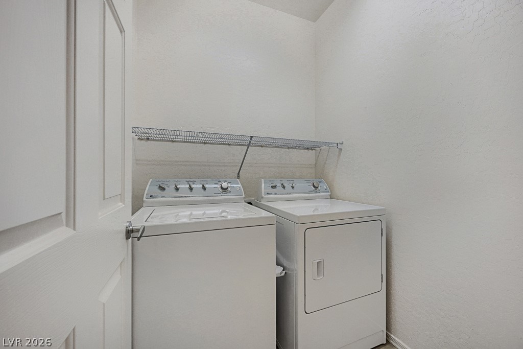 2220 Carrier Dove Way