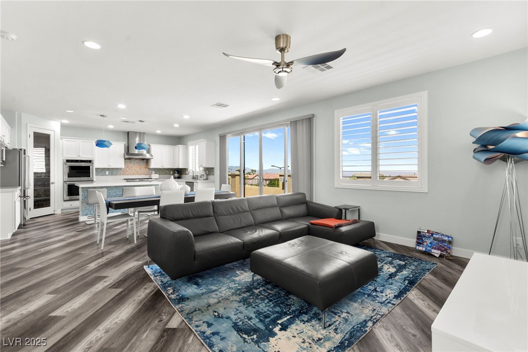 424 Vigo Port Street