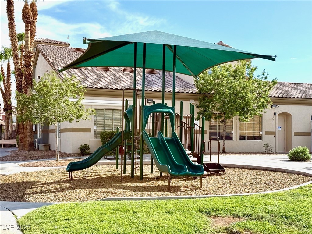 5437 Raccoon Valley Lane