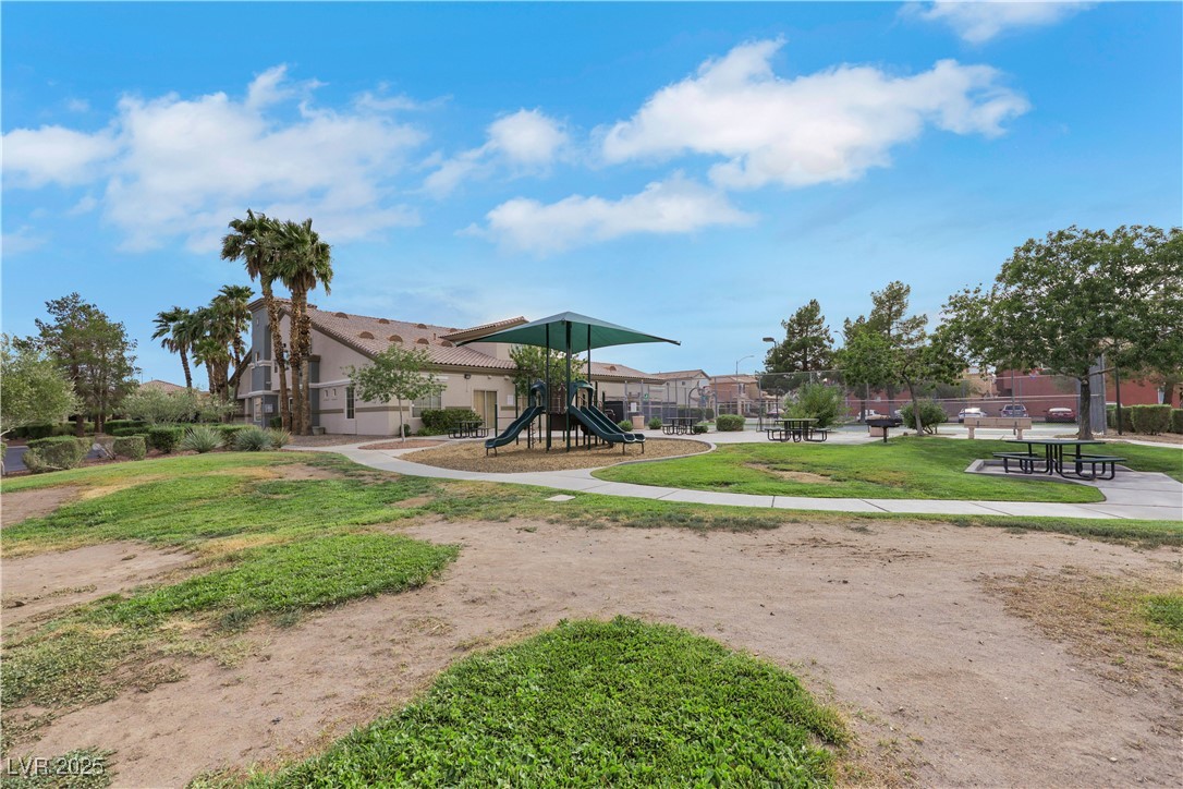5437 Raccoon Valley Lane
