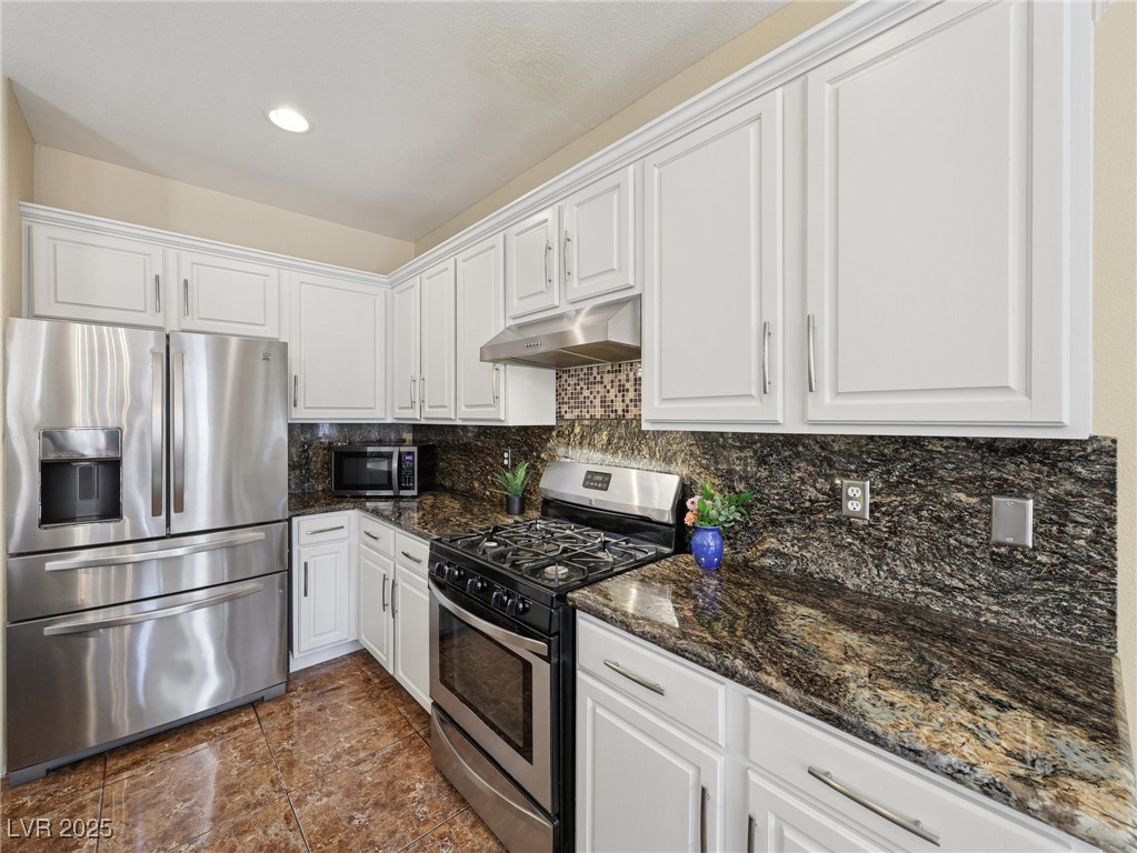 5437 Raccoon Valley Lane