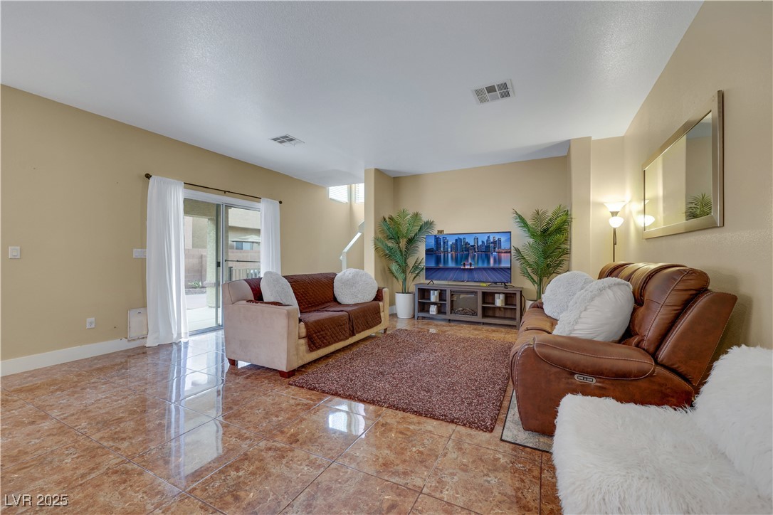 5437 Raccoon Valley Lane