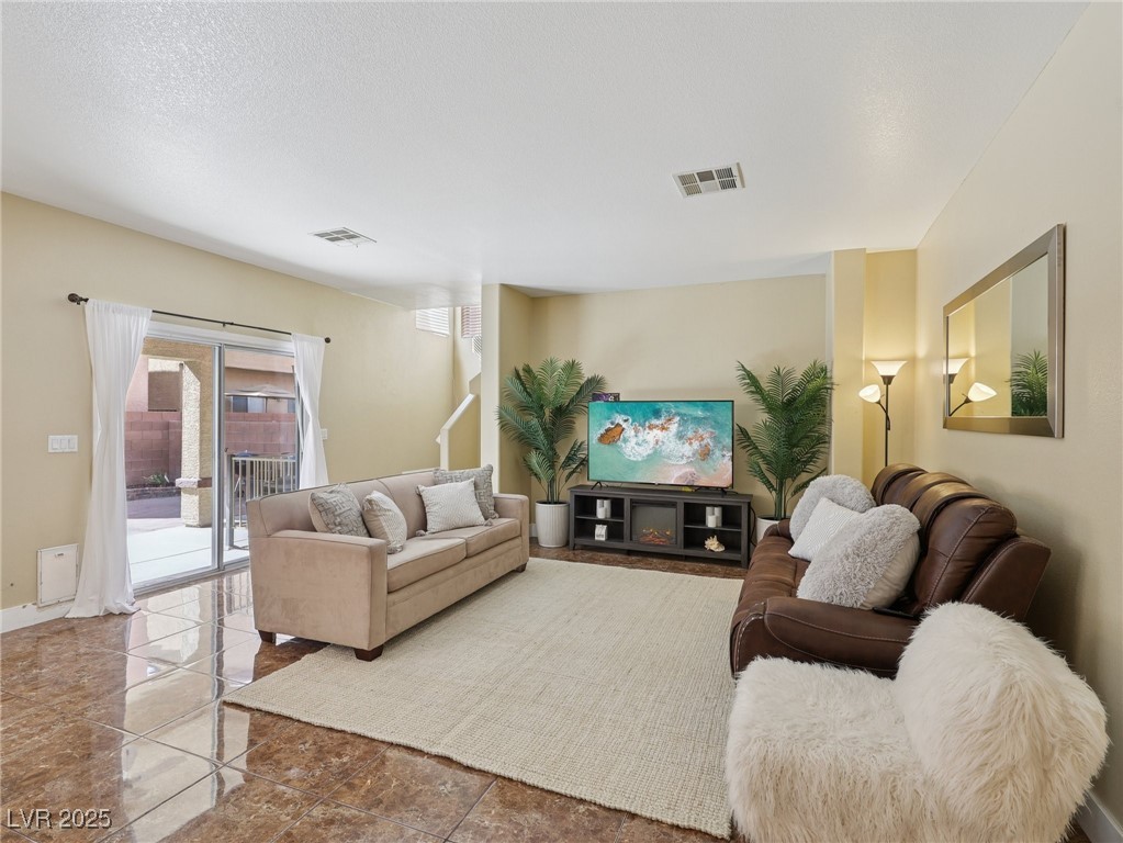 5437 Raccoon Valley Lane