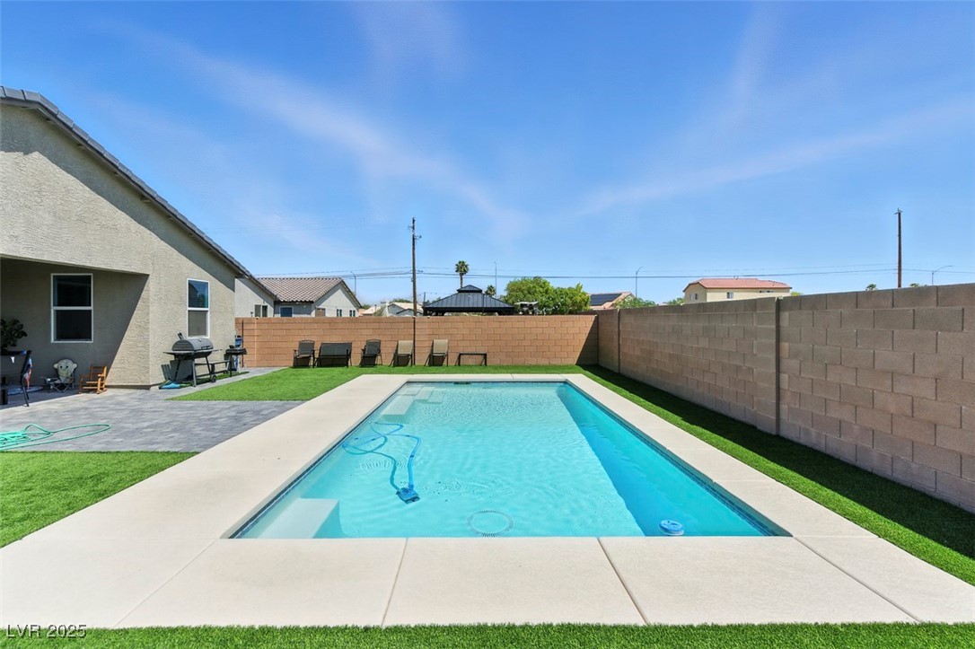 3548 Valley Lily Street