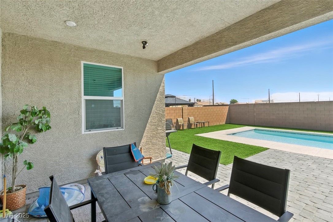 3548 Valley Lily Street