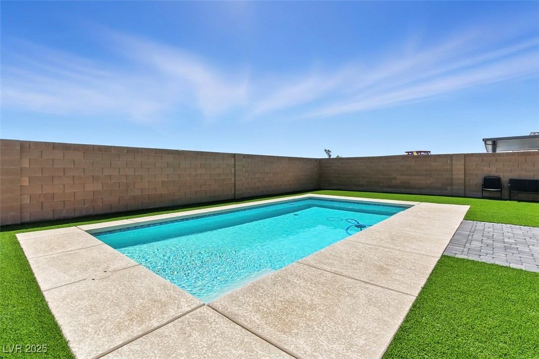 3548 Valley Lily Street