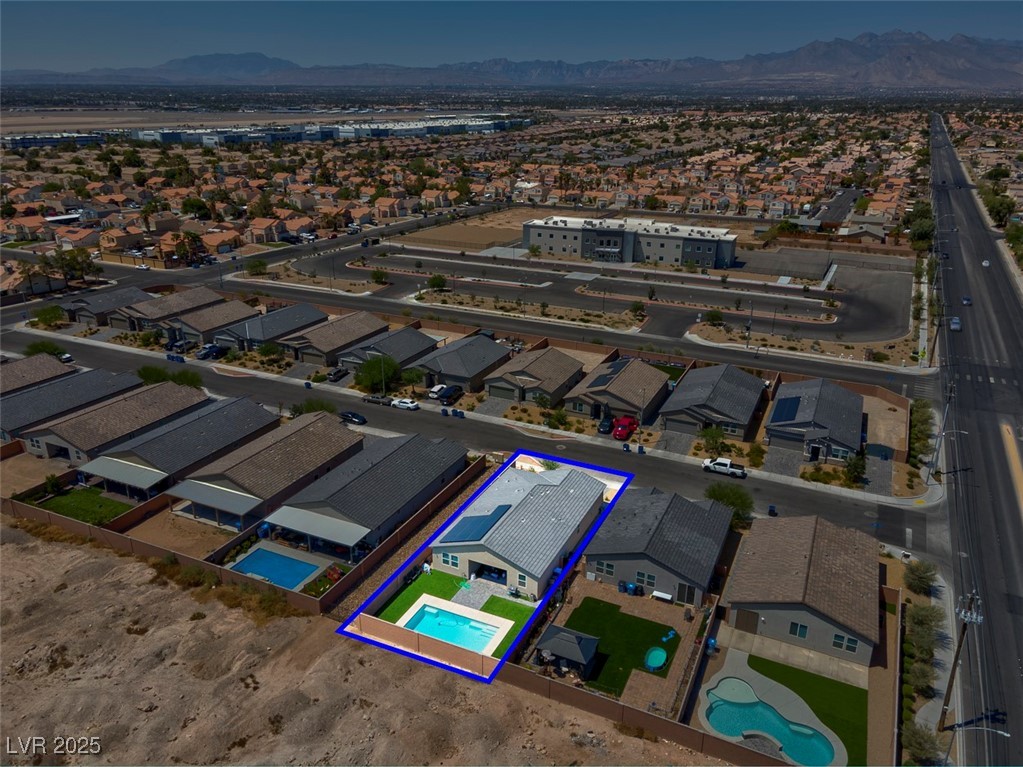 3548 Valley Lily Street