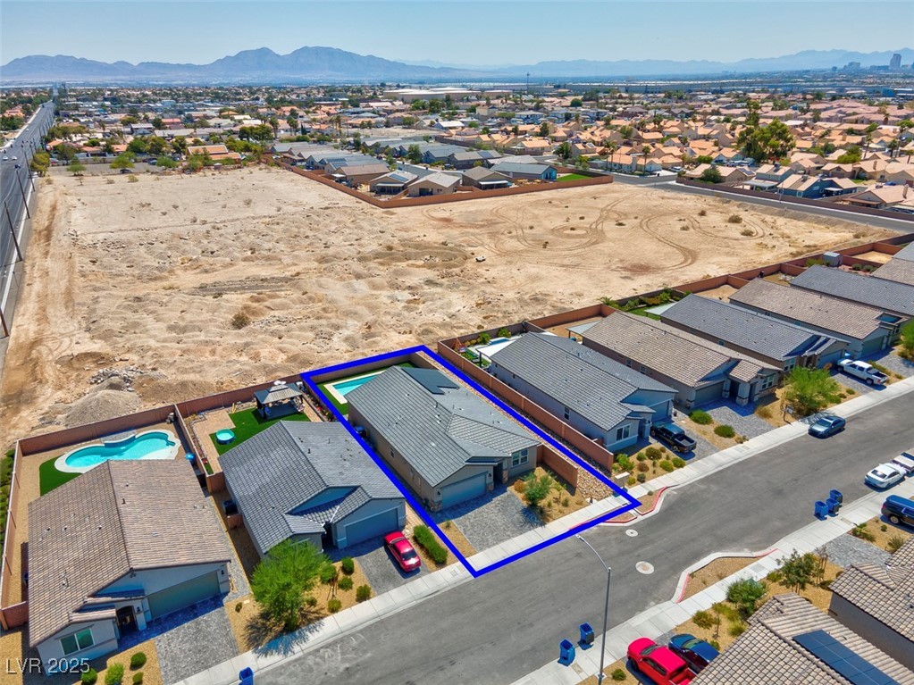 3548 Valley Lily Street