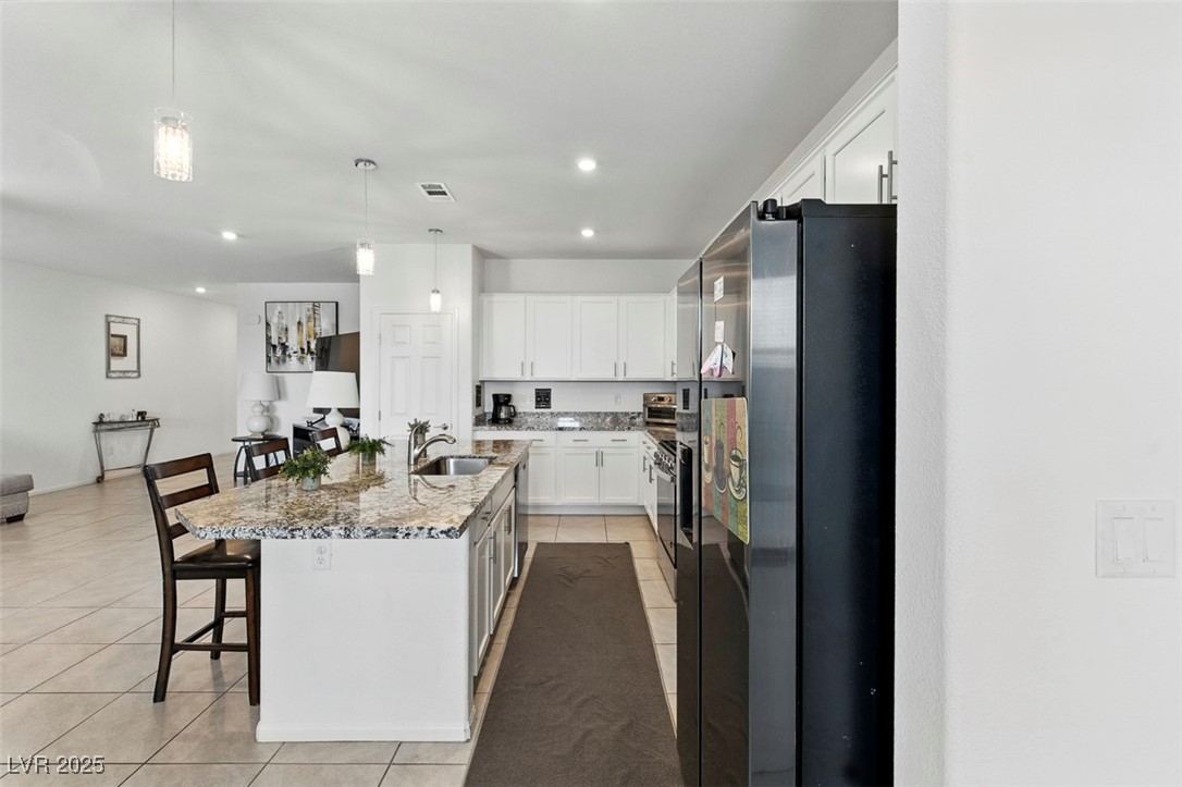 3548 Valley Lily Street