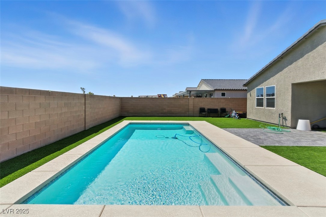 3548 Valley Lily Street