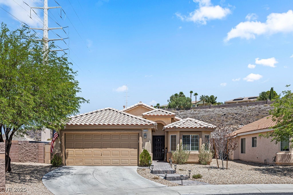 2294 Dakota Sky Court