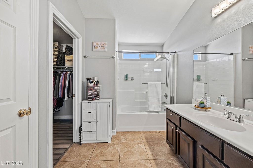 2294 Dakota Sky Court