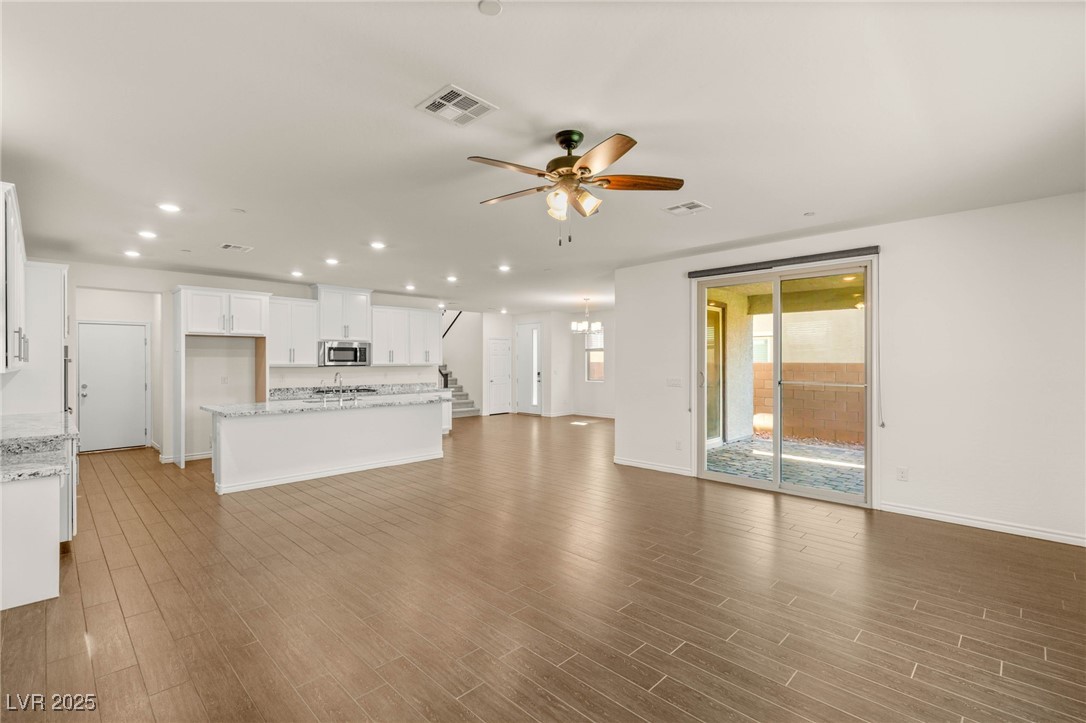 3132 Mossfield Avenue