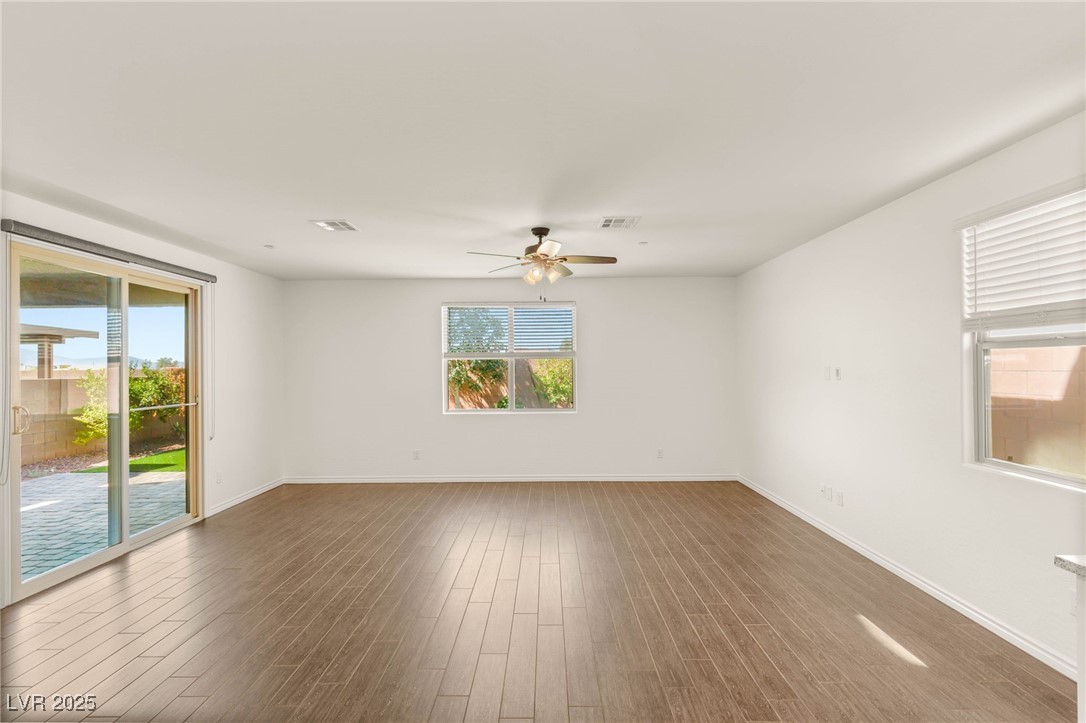 3132 Mossfield Avenue