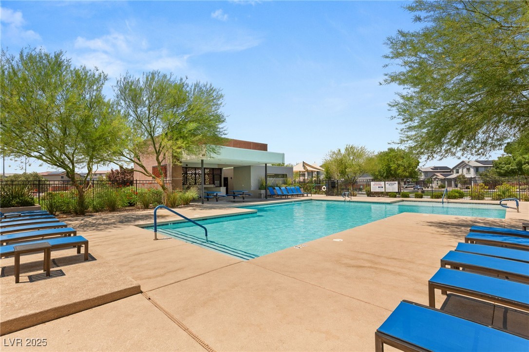 3132 Mossfield Avenue