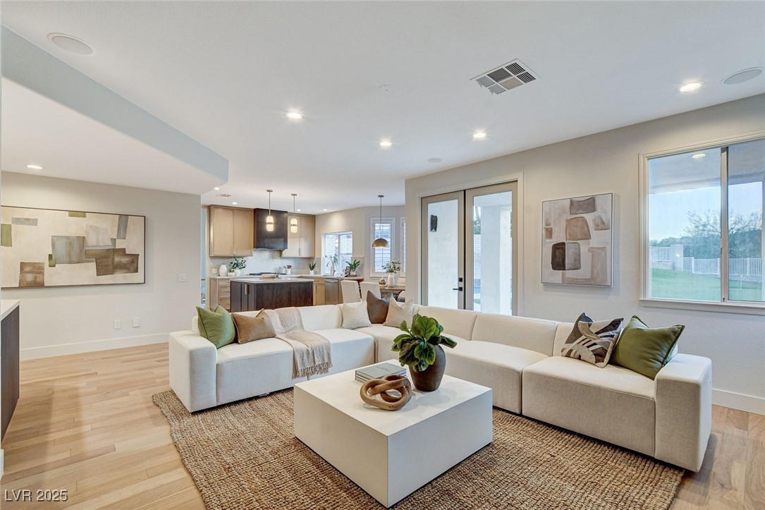 1929 Gleneagles Court