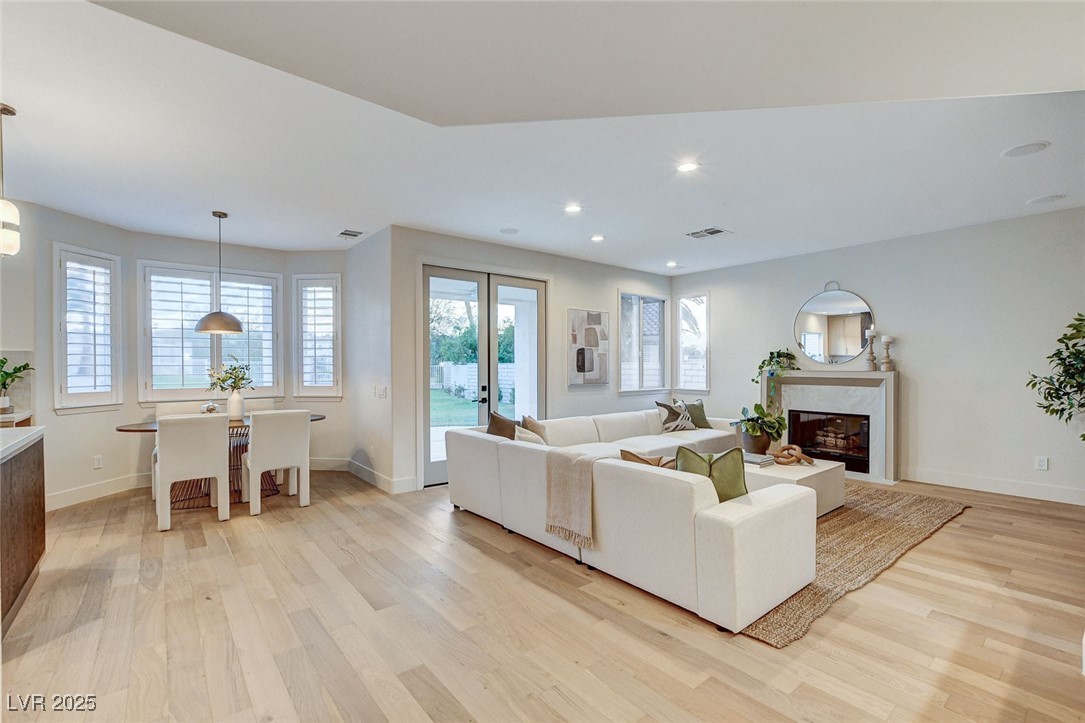 1929 Gleneagles Court
