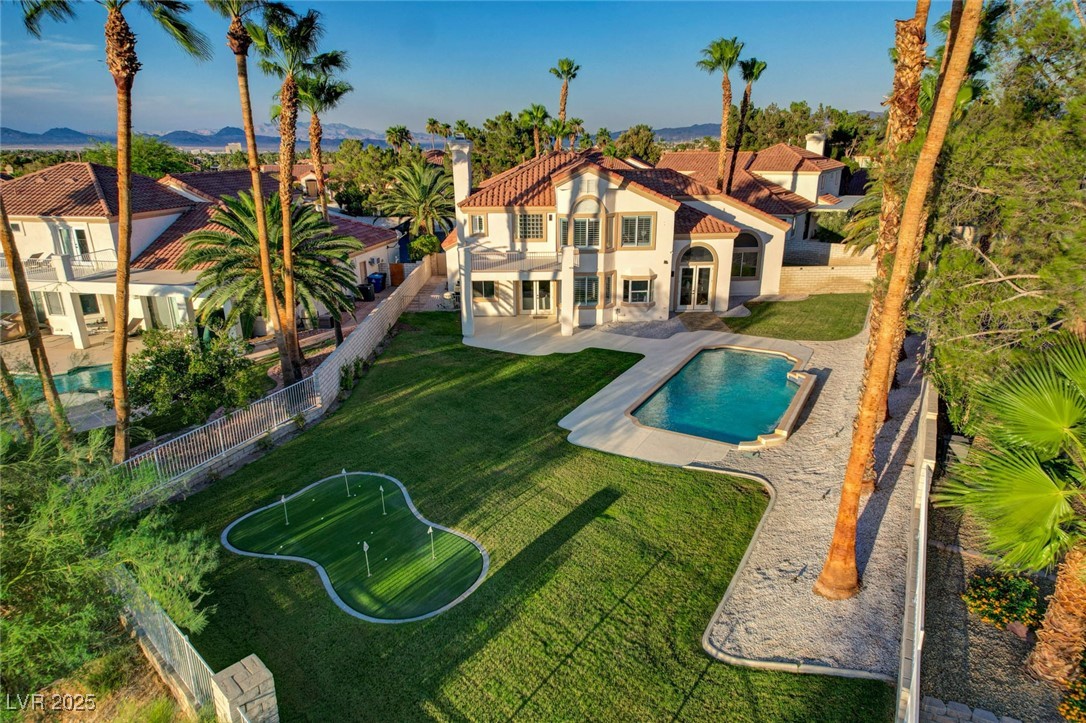 1929 Gleneagles Court