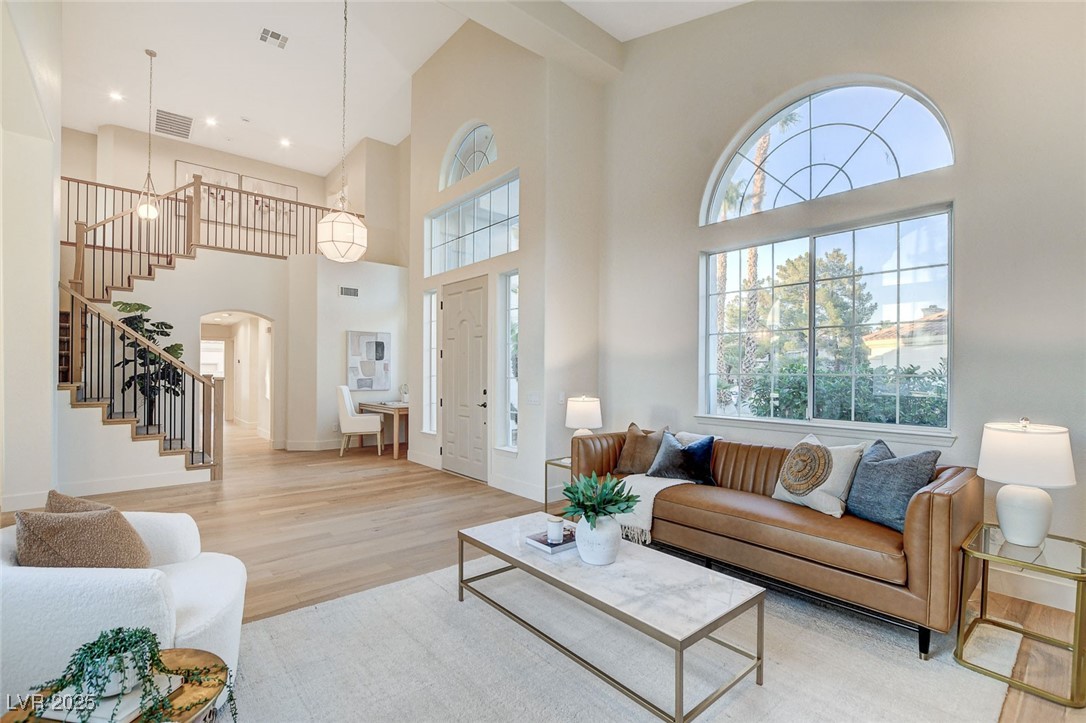 1929 Gleneagles Court