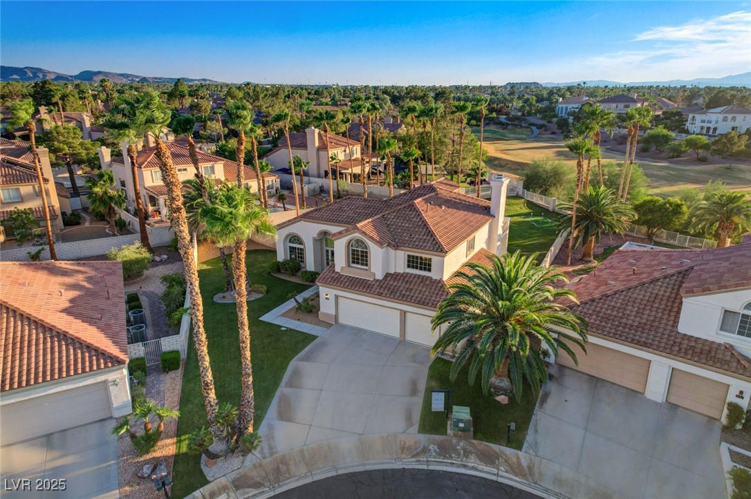 1929 Gleneagles Court