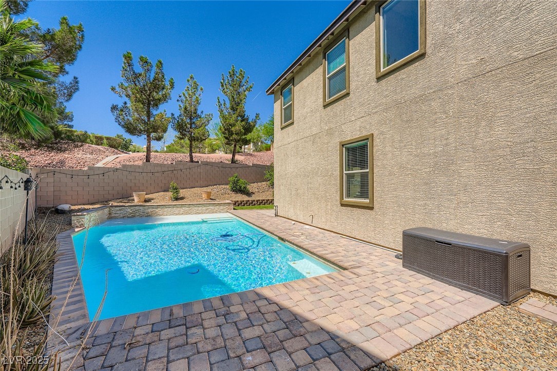 2947 Caxton Grove Drive