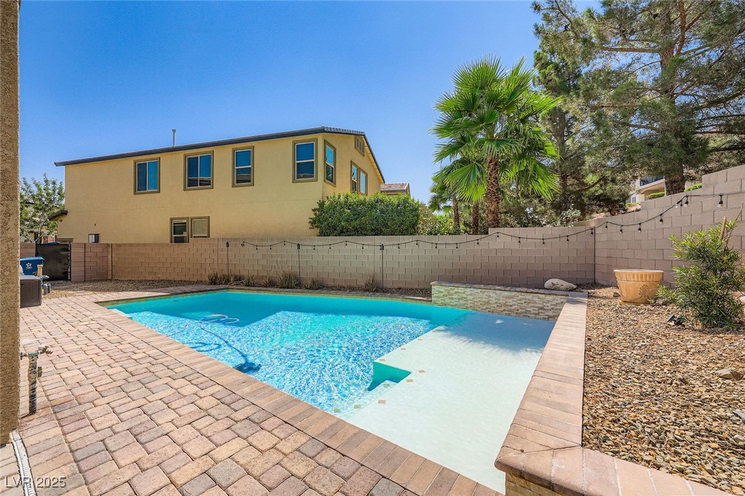 2947 Caxton Grove Drive