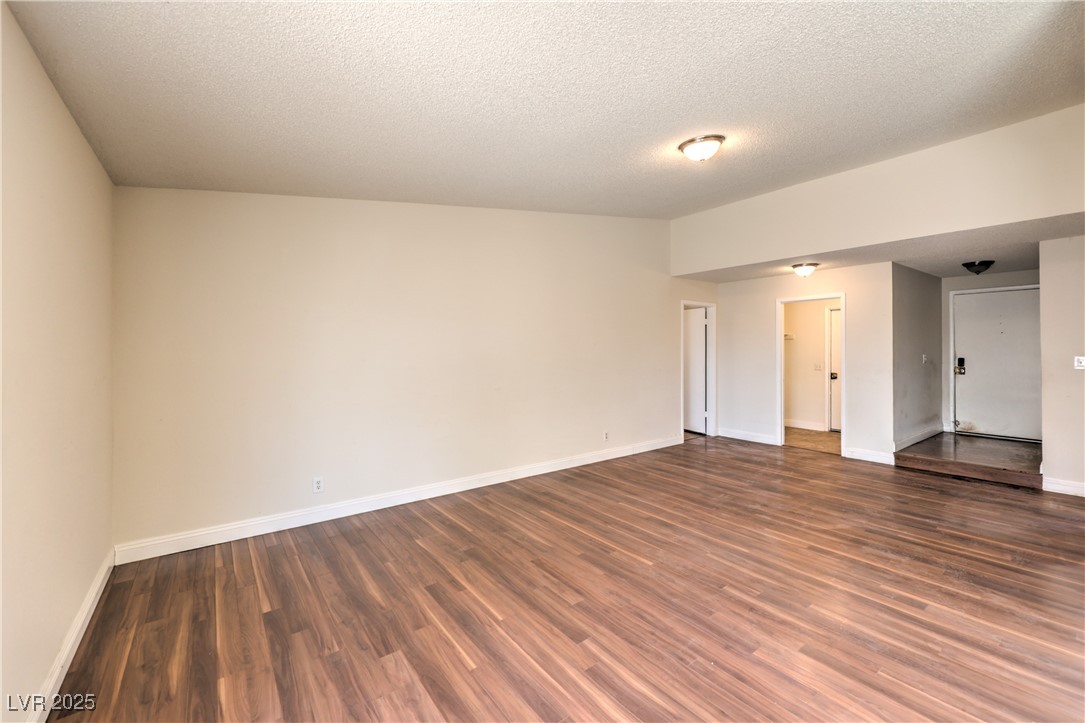 6349 Sparrow Lane