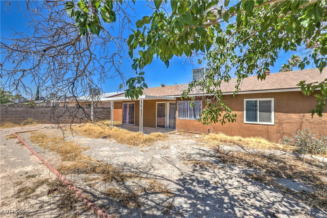 6349 Sparrow Lane