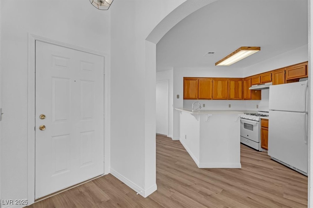 6537 Old Oxford Avenue