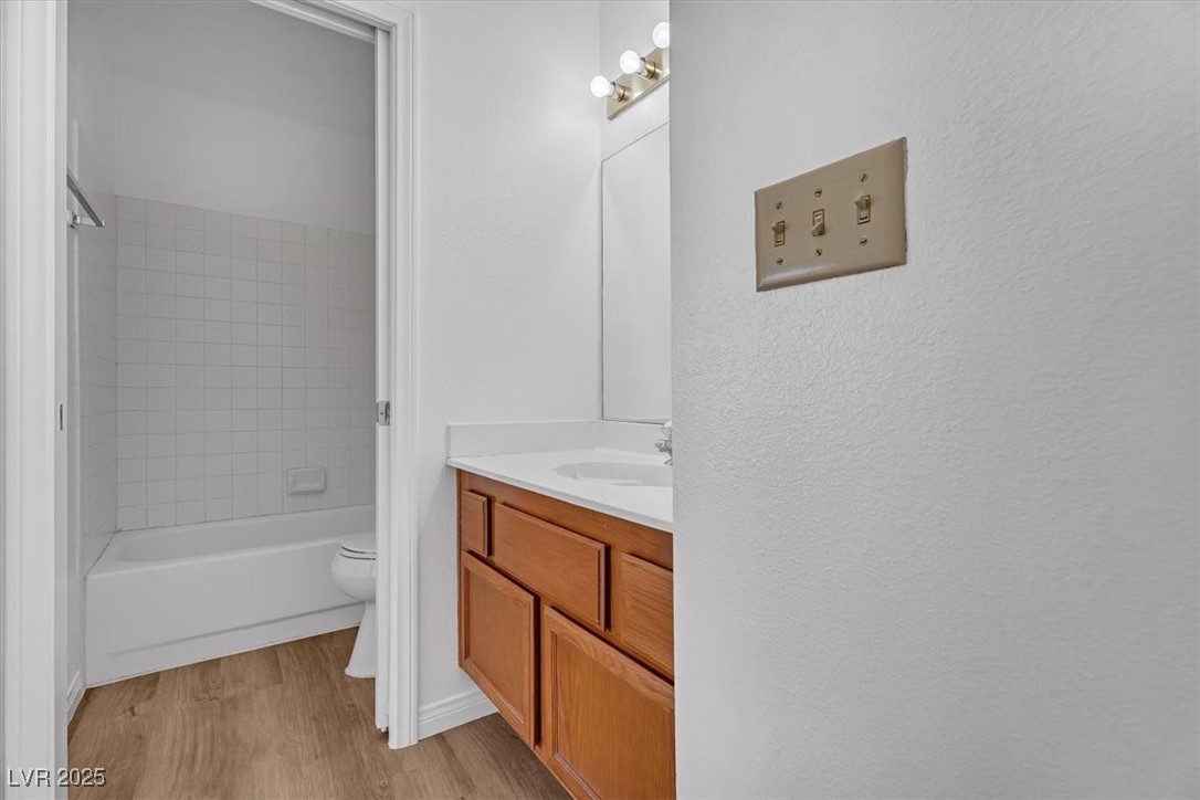 6537 Old Oxford Avenue