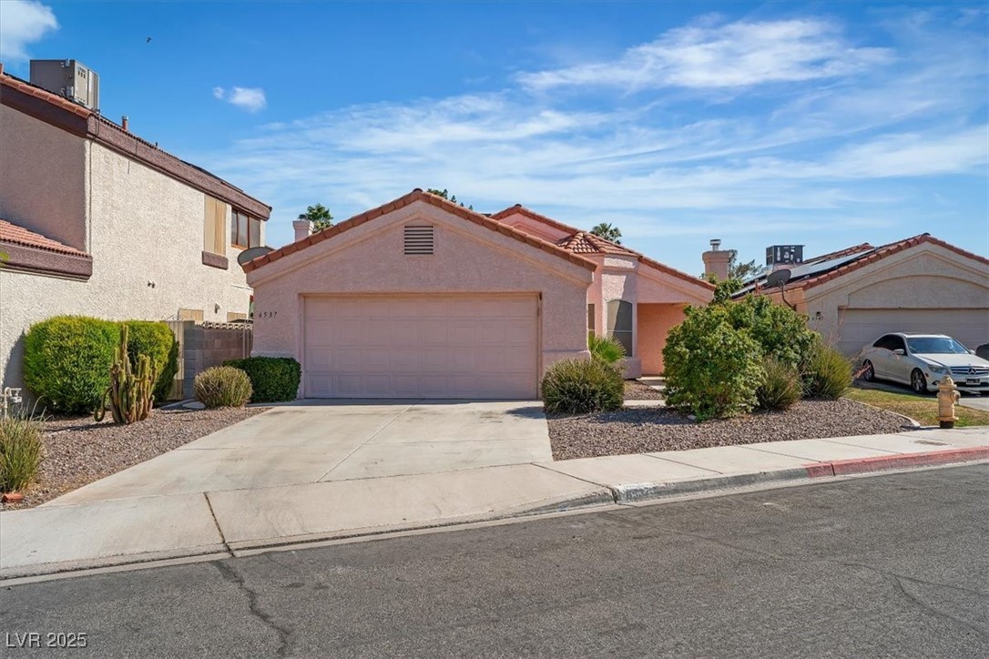 6537 Old Oxford Avenue