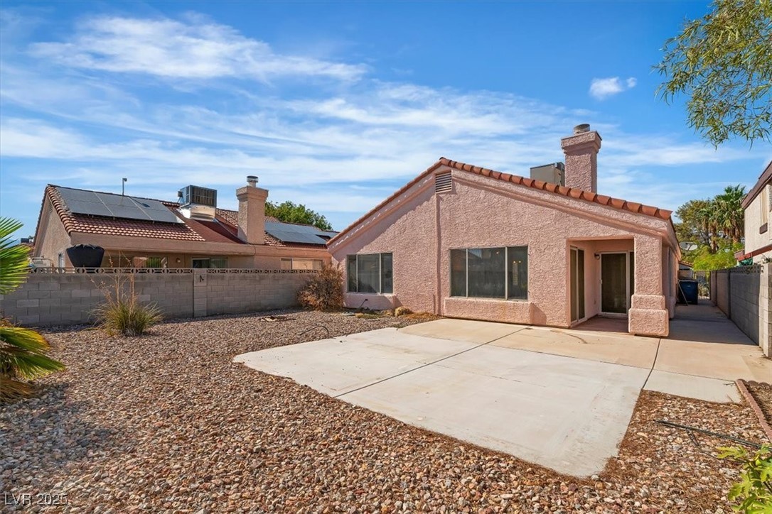 6537 Old Oxford Avenue