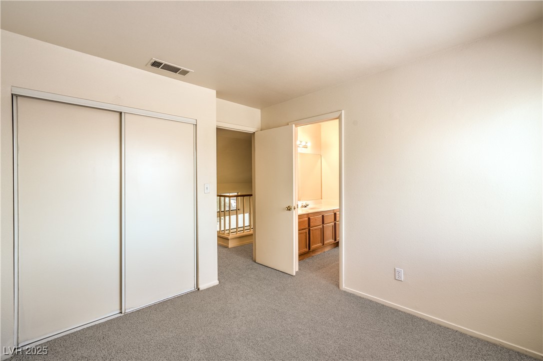 1520 Desert Ridge Avenue