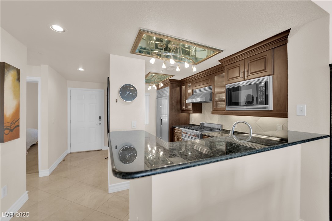 230 East Flamingo Road 223