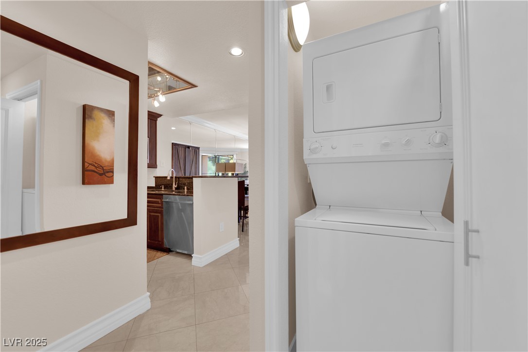 230 East Flamingo Road 223