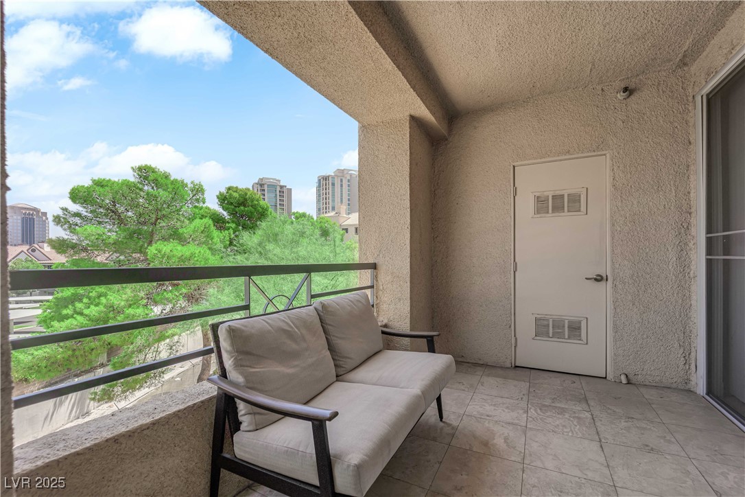 230 East Flamingo Road 223