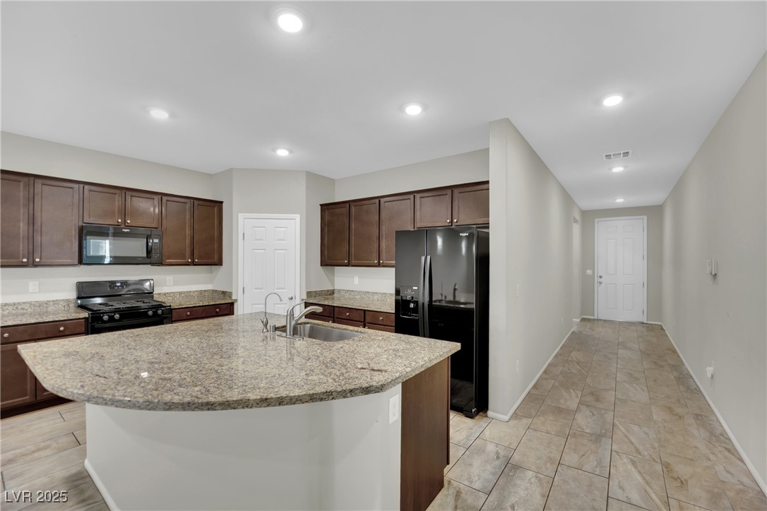 118 Scarlett View Avenue