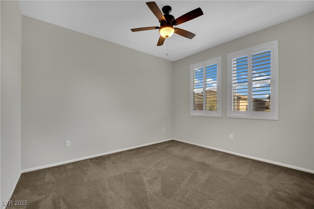 118 Scarlett View Avenue