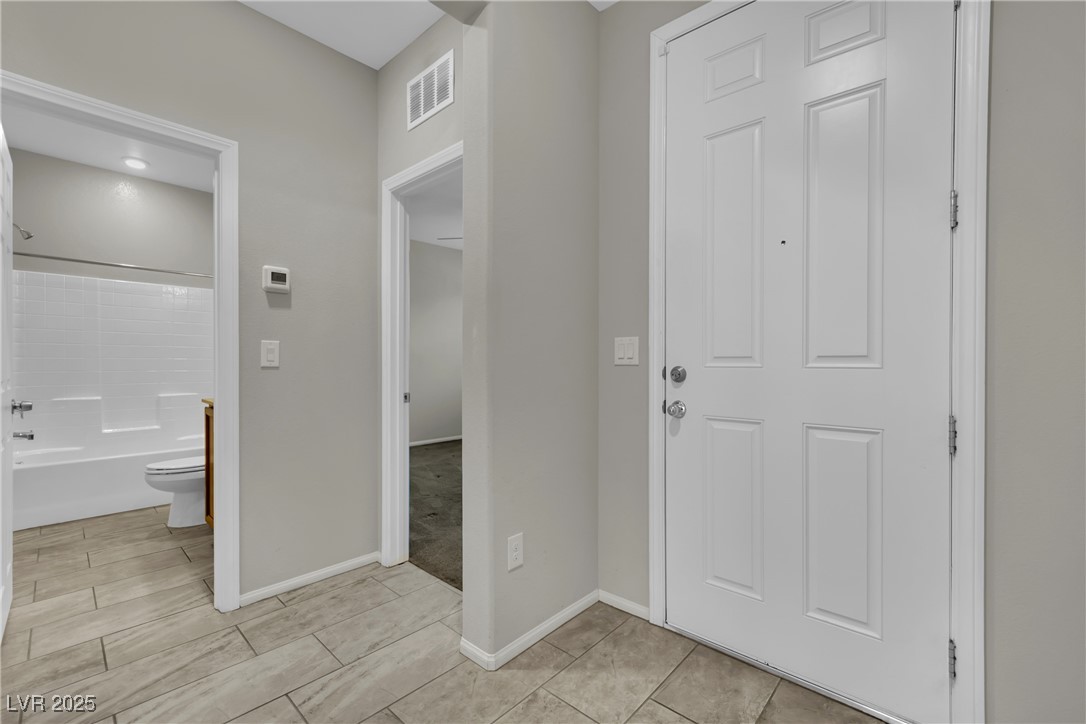 118 Scarlett View Avenue