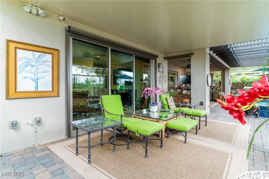 6826 Regency Crest Avenue