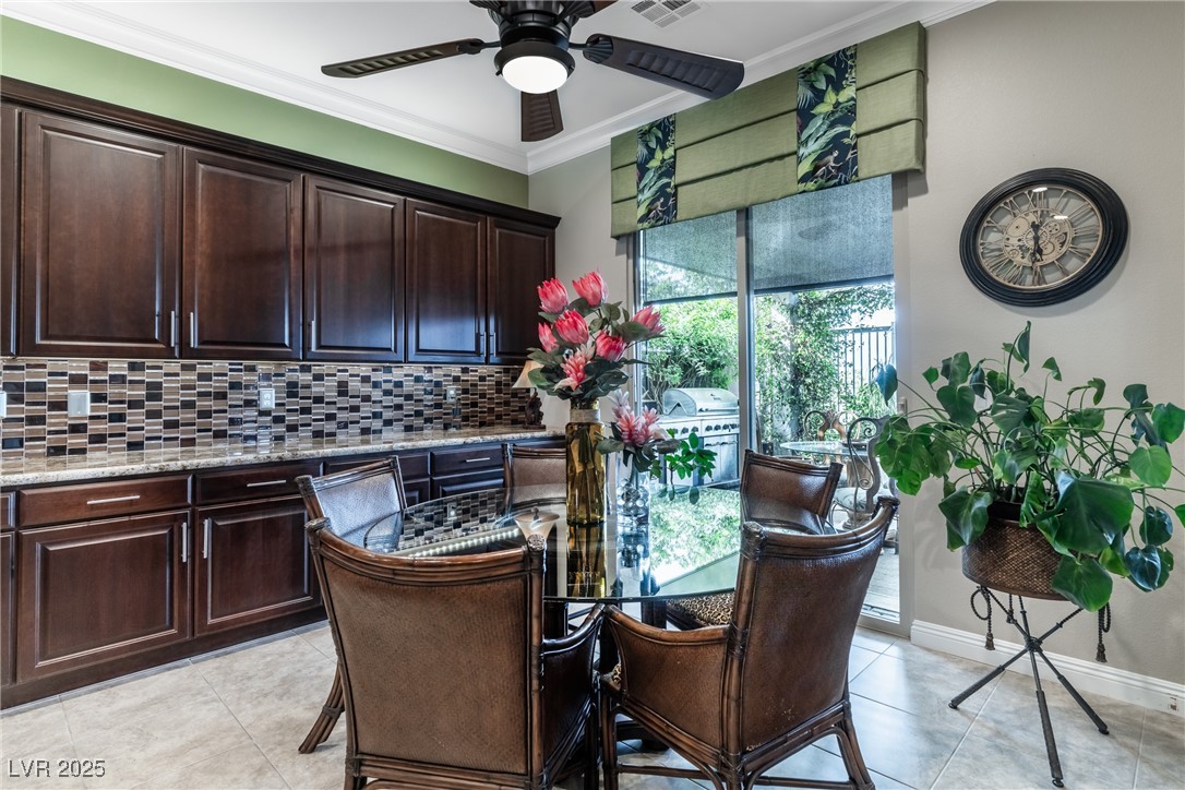 6826 Regency Crest Avenue