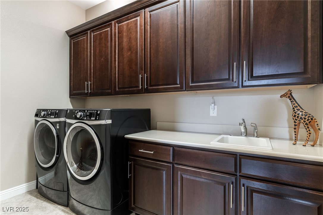 6826 Regency Crest Avenue