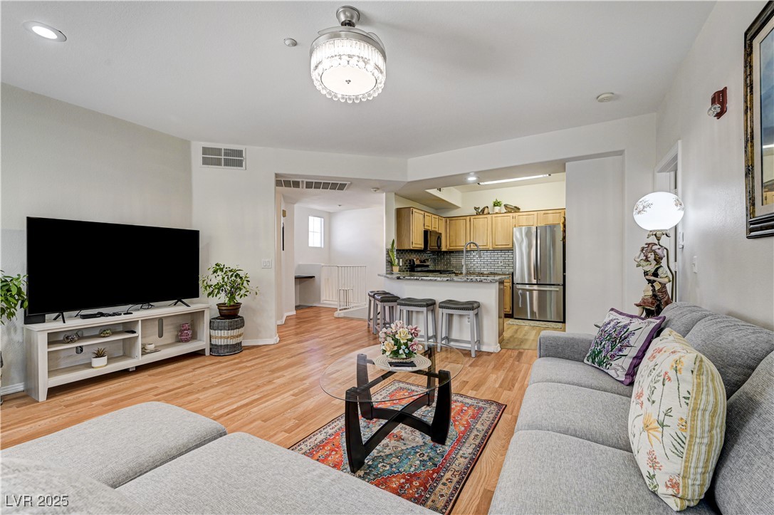 5855 Valley Drive 2060
